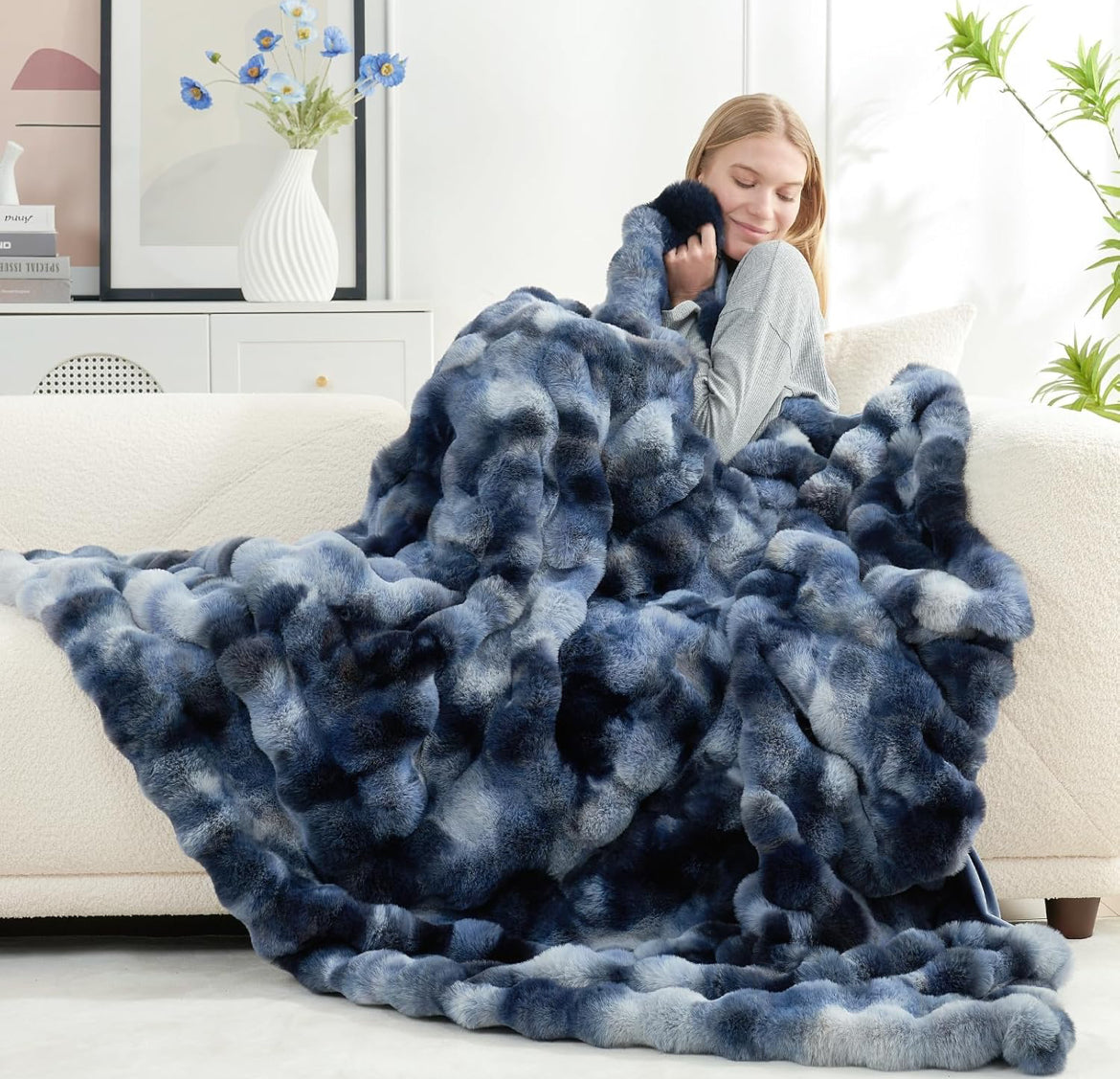 Cozy Bliss Blue Gray Faux Fur Reversible Throw Blanket Machine Washable Twin