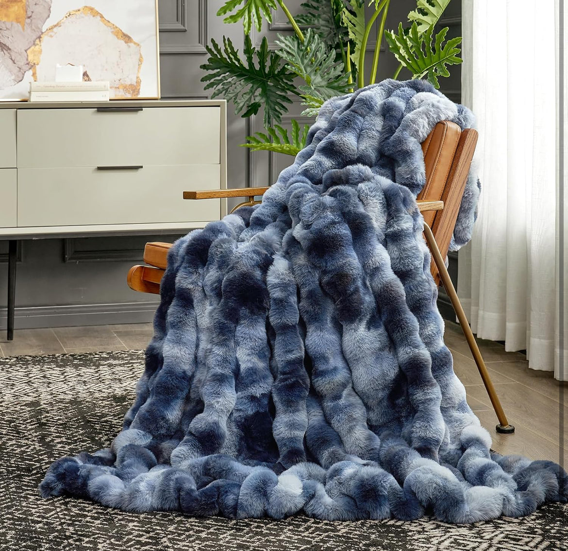 Cozy Bliss Blue Gray Faux Fur Reversible Throw Blanket Machine Washable Twin
